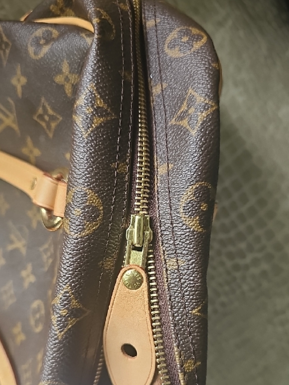 Louis Vuitton LV Monogram Montorgueil GM Vintage Pristine Condition - Picture 16 of 16